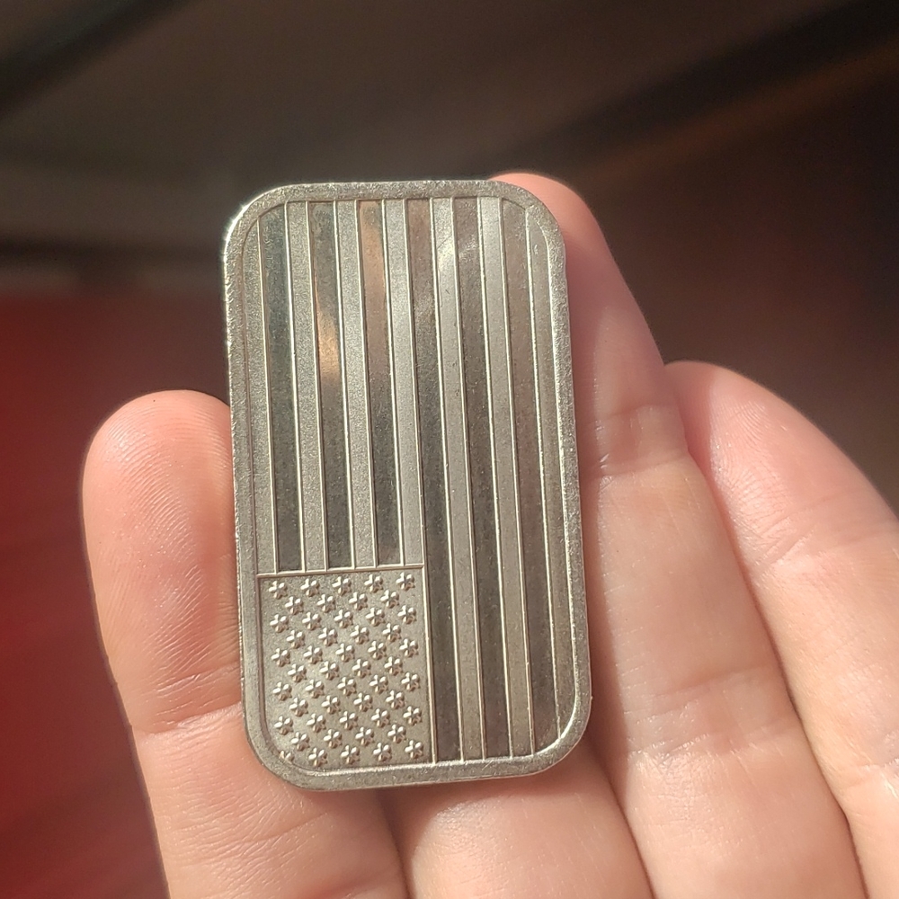 1 Oz Silver, American Flag